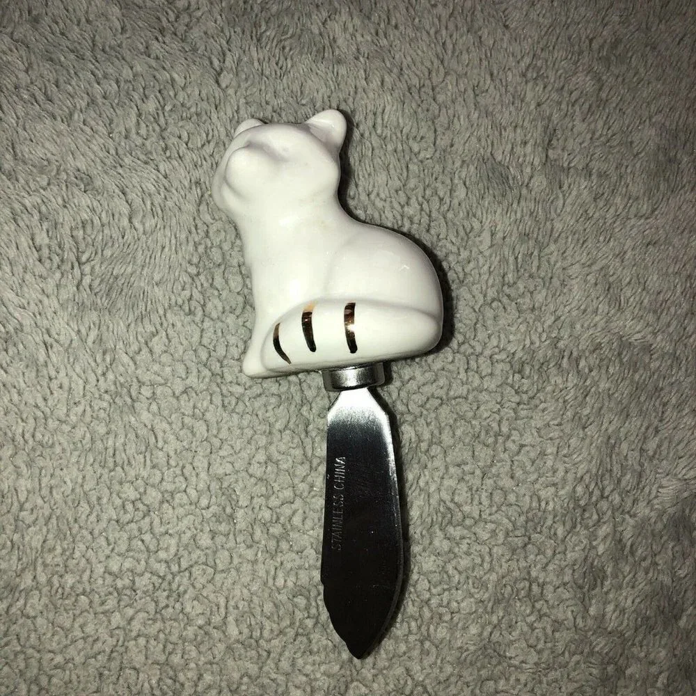 SET OF 2 SPREADERS W Ceramic Fox and Owl Handles Jam Butter Condiments